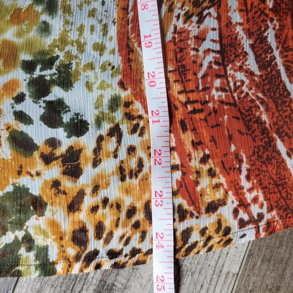 Iz Byer Sleeveless Chiffon Lined Earth Tone Animal Print Blouse Size Medium - Picture 3 of 12